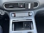 Hyundai Kona Electric EV Premium 64 kWh SOH 97% | 12 MND BOVAG GARANTIE | STOEL/STUURVERWARMING | ELEK. STOELEN | DODEHOEK | KEYLESS | ACHTERUITRIJ CAMERA | HEAD UP | ADAP. CRUISE |