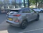 Hyundai Kona Electric EV Premium 64 kWh SOH 97% | 12 MND BOVAG GARANTIE | STOEL/STUURVERWARMING | ELEK. STOELEN | DODEHOEK | KEYLESS | ACHTERUITRIJ CAMERA | HEAD UP | ADAP. CRUISE |