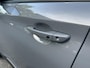 Hyundai Kona Electric EV Premium 64 kWh SOH 97% | 12 MND BOVAG GARANTIE | STOEL/STUURVERWARMING | ELEK. STOELEN | DODEHOEK | KEYLESS | ACHTERUITRIJ CAMERA | HEAD UP | ADAP. CRUISE |