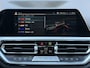 BMW 3-Serie Touring 320e Business Edition Plus Panoramadak | Elektrisch Wegklapbare Trekhaak | Navigatie | Sfeerverlichting | Lederen Sportstoelen | LED | Apple Carplay/ Android Auto