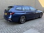 BMW 3-Serie Touring 320e Business Edition Plus Panoramadak | Elektrisch Wegklapbare Trekhaak | Navigatie | Sfeerverlichting | Lederen Sportstoelen | LED | Apple Carplay/ Android Auto