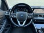 BMW 3-Serie Touring 320e Business Edition Plus Panoramadak | Elektrisch Wegklapbare Trekhaak | Navigatie | Sfeerverlichting | Lederen Sportstoelen | LED | Apple Carplay/ Android Auto