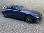 BMW 3-Serie Touring 320e Business Edition Plus Panoramadak | Elektrisch Wegklapbare Trekhaak | Navigatie | Sfeerverlichting | Lederen Sportstoelen | LED | Apple Carplay/ Android Auto