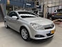 Opel Astra 1.8 16V TWINTOP Temptation | Airco | Navigatie | Half leder | Parkeersensoren | Cruise control | NAP | Rijklaar prijs!
