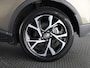 Toyota C-HR / C-HR+ 1.8 HYBRID BI-TONE LUXERY LINE GARANTIE 5-2032 TREKHAAK. 4 SEIZOENEN BANDEN.NAVIGATIE. STUUR EN STOELVERWARMING. HALF LEDER