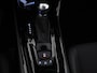Toyota C-HR / C-HR+ 1.8 HYBRID BI-TONE LUXERY LINE GARANTIE 5-2032 TREKHAAK. 4 SEIZOENEN BANDEN.NAVIGATIE. STUUR EN STOELVERWARMING. HALF LEDER