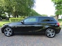 BMW 1-Serie 116i EDE High Executive Sport Leer Sportstoelen Stoelverwarming Ecc Cruisecontrol Carplay Navigatie Xenon Pdc LM Velgen