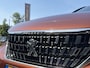 Peugeot 3008 1.2 PureTech Blue Lease Premium Draadloos opladen,360°Camera,Afn.Trekhaak,Navi,Halfleder,PDC V+A,131pk,Clima,Cruise,Lm velgen,6 Bak,N.A.P,D-riem vv in 2025,Apk tot 05-2027