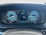 Hyundai i20 1.0 T-GDI 100pk Premium Automaat | Camera | Climate controle | Carplay | Adaptive cruise controle | Dodehoekdetectie | LED koplampen | Parkeersensoren voor en achter | Trekhaak | Stuurverwarming | Premium Audio | Stuurverwarming