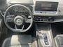 Nissan Qashqai 1.5 e-Power Tekna Plus / Trekhaak(750KG) / Panoramadak / Voorstoelen Met Geheugen&Massage Functie / Stoel-,Stuur en Voorruit Verwarming / Airco / Head-Up Display / Dode Hoek Detectie / Adaptief Cruise Control / Apple Carplay&Android Auto / Navigatie / 360 Camera / Parkeersensoren / Keyless Entry /
