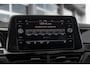 Volkswagen T-Roc 1.5 TSI 150pk R-Line | Stoelverwarming | Achteruitrijcamera | 18" | Adaptive Cruise