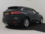 Jaguar F-Pace 2.0 Portfolio AWD 30t 300pk AUTO | Lederen bekleding | Elektrisch verstelb. voorstoelen | Panoramadak | Trekhaak | Elektrische achterklep | Cruise control | Achteruitrijcamera | 18" LMV