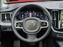 Volvo XC60 2.0 T6 Plug-in hybrid AWD Plus Dark | Trekhaak | 360 Cam | Pano | Memory | Pilot Assist