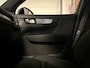 Volvo C40 Single Motor Extended Range Ultimate 82 kWh | 98% SoH | Trekhaak | All Season banden | 360° Camera | Harman Kardon | Adaptieve Cruise Control | Bestuurdersstoel elektrisch geheugen | Stoel en Stuurwielverwarming | 20 Inch | Passagiersstoel elektrisch | Microtech / alcantara bekleding met wit stiksel en bies | Zitting verlenging voorstoelen | Panoramadak | Pilot Assist | BLIS Dode Hoek Detectie | Warmtepomp | Google Infotainment | Keyless Drive | Verlichtingspack 2 | Parkeersensoren voor+achter | Privacy Glass | Elektrisch bedienbare achterklep | Breedstralers in voorbumper | Draadloos telefoon opladen | DAB Radio | Apple Carplay/Android Auto | Volvo On Call met mobiele App functie | Vapour Grey Metallic |