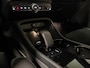 Volvo C40 Single Motor Extended Range Ultimate 82 kWh | 98% SoH | Trekhaak | All Season banden | 360° Camera | Harman Kardon | Adaptieve Cruise Control | Bestuurdersstoel elektrisch geheugen | Stoel en Stuurwielverwarming | 20 Inch | Passagiersstoel elektrisch | Microtech / alcantara bekleding met wit stiksel en bies | Zitting verlenging voorstoelen | Panoramadak | Pilot Assist | BLIS Dode Hoek Detectie | Warmtepomp | Google Infotainment | Keyless Drive | Verlichtingspack 2 | Parkeersensoren voor+achter | Privacy Glass | Elektrisch bedienbare achterklep | Breedstralers in voorbumper | Draadloos telefoon opladen | DAB Radio | Apple Carplay/Android Auto | Volvo On Call met mobiele App functie | Vapour Grey Metallic |