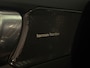 Volvo C40 Single Motor Extended Range Ultimate 82 kWh | 98% SoH | Trekhaak | All Season banden | 360° Camera | Harman Kardon | Adaptieve Cruise Control | Bestuurdersstoel elektrisch geheugen | Stoel en Stuurwielverwarming | 20 Inch | Passagiersstoel elektrisch | Microtech / alcantara bekleding met wit stiksel en bies | Zitting verlenging voorstoelen | Panoramadak | Pilot Assist | BLIS Dode Hoek Detectie | Warmtepomp | Google Infotainment | Keyless Drive | Verlichtingspack 2 | Parkeersensoren voor+achter | Privacy Glass | Elektrisch bedienbare achterklep | Breedstralers in voorbumper | Draadloos telefoon opladen | DAB Radio | Apple Carplay/Android Auto | Volvo On Call met mobiele App functie | Vapour Grey Metallic |