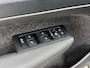 Volvo EX40 Single Motor Extended Range Core 82 kWh | 19" | Adaptieve Cruise | BLIS | Harman Kardon | Stoel/Stuurverwarming | Warmtepomp | Elektrische Achterklep | Getint Glas | Parkeercamera