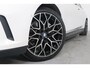 BMW i5 Touring eDrive40 84kWh | Bowers&Wilkins | Leder | Comfort Zetels | LED | Clima | Sfeerverlichting | Camera | Navi | Cruise Adaptive | Stoelverwarming | 20 Inch Velgen |