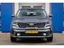 Kia Sorento 1.6 T-GDI Plug-in Hybrid 4WD DynamicLine 7p. | Trekhaak | 7-zitter! | Cruise adaptief | Stoel/stuur verwarming | Camera | Elektrisch verstelbare bestuurdersstoel | | Achteruitrijcamera | Apple Carplay/Android Auto|telefoonintegratie premium | Cruise control adaptief met Stop&Go en stuurhulp