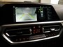 BMW 3-Serie M340i xDrive | BMW Individual Chalk | Laser | Pano | HUD | Harman Kardon | Dealeronderhouden