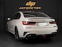 BMW 3-Serie M340i xDrive | BMW Individual Chalk | Laser | Pano | HUD | Harman Kardon | Dealeronderhouden