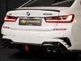 BMW 3-Serie M340i xDrive | BMW Individual Chalk | Laser | Pano | HUD | Harman Kardon | Dealeronderhouden