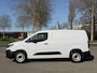 Opel Combo-e Electric L2 50 kWh 136pk | ACTIE | 8 jaar garantie | 2-zits | Houten afwerking laadruimte | Warmtepomp | ECO LED koplampen | Verwarmbare voorstoelen | Multimedia | Draadloze Apple Carplay en Android Auto | Achteruitrijcamera | Parkeersensoren voor en achter | Digital cockpit | Stuurwielbediening | Bestuurdersstoel comfort met armsteun | Reservewiel | van €33.034 voor €27.650 ex. BTW rijklaar