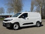 Opel Combo-e Electric L2 50 kWh 136pk | ACTIE | 8 jaar garantie | 2-zits | Houten afwerking laadruimte | Warmtepomp | ECO LED koplampen | Verwarmbare voorstoelen | Multimedia | Draadloze Apple Carplay en Android Auto | Achteruitrijcamera | Parkeersensoren voor en achter | Digital cockpit | Stuurwielbediening | Bestuurdersstoel comfort met armsteun | Reservewiel | van €33.034 voor €27.650 ex. BTW rijklaar