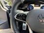 Volkswagen Golf 1.5 eTSI R-Line | Camera | Adaptive |