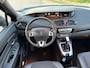 Renault Scenic 2.0 Bose Automaat ECC Audio Premium Navi LMV 17" Electric pakket Pano Leder/Stof Cruise PDC Dealeronderhoud Nw Apk!