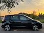 Renault Scenic 2.0 Bose Automaat ECC Audio Premium Navi LMV 17" Electric pakket Pano Leder/Stof Cruise PDC Dealeronderhoud Nw Apk!