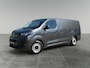 Peugeot e-Expert L3 75 kWh 136pk | 8 jaar garantie | 0% financial lease| NAVI | Apple Carplay | Android Auto | Parkeersensoren voor en achter | Achteruitrijcamera | Dode hoek detectie | Mistlampen | Licht- en regensensor | Automatische verlichting | Digital cockpit | Tussenwand comfort met raam | Houten afwerking laadruimte | LED laadruimteverlichting | Reservewiel | van €49.119 voor €37.695 ex. BTW rijklaar