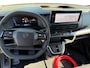 Peugeot e-Expert L3 75 kWh 136pk | 8 jaar garantie | 0% financial lease| NAVI | Apple Carplay | Android Auto | Parkeersensoren voor en achter | Achteruitrijcamera | Dode hoek detectie | Mistlampen | Licht- en regensensor | Automatische verlichting | Digital cockpit | Tussenwand comfort met raam | Houten afwerking laadruimte | LED laadruimteverlichting | Reservewiel | van €49.119 voor €37.695 ex. BTW rijklaar