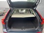 Volvo XC60 2.0 T8 Twin Engine AWD Momentum Pro trekhaak pano stoelverwarming