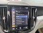 Volvo XC60 2.0 T8 Twin Engine AWD Momentum Pro trekhaak pano stoelverwarming