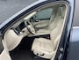 Volvo XC60 2.0 T8 Twin Engine AWD Momentum Pro trekhaak pano stoelverwarming