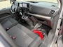 Peugeot e-Expert L3 75 kWh 136pk | ACTIE | 8 jaar garantie | 0% financial lease| NAVI | Apple Carplay | Android Auto | Parkeersensoren voor en achter | Achteruitrijcamera | Dode hoek detectie | Mistlampen | Licht- en regensensor | Automatische verlichting | Digital cockpit | Tussenwand comfort met raam | Houten afwerking laadruimte | LED laadruimteverlichting | Reservewiel | van €49.119 voor €37.695 ex. BTW rijklaar