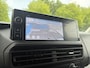 Peugeot e-Expert L2 75 kWh 136pk | 8 jaar garantie | 0% financial lease | NAVI | Apple Carplay | Android Auto | Parkeersensoren voor- en achter | Achteruitrijcamera | Dode hoek detectie | Mistlampen | Licht- en regensensor | Automatische verlichting | Digital cockpit | Tussenwand comfort met raam | Houten afwerking laadruimte | LED laadruimteverlichting | Reservewiel | van €48.119 voor €36.950 ex. BTW rijklaar