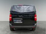 Peugeot e-Expert L2 75 kWh 136pk | 8 jaar garantie | 0% financial lease | NAVI | Apple Carplay | Android Auto | Parkeersensoren voor- en achter | Achteruitrijcamera | Dode hoek detectie | Mistlampen | Licht- en regensensor | Automatische verlichting | Digital cockpit | Tussenwand comfort met raam | Houten afwerking laadruimte | LED laadruimteverlichting | Reservewiel | van €48.119 voor €36.950 ex. BTW rijklaar