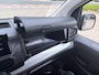 Peugeot e-Expert L2 75 kWh 136pk | 8 jaar garantie | 0% financial lease | NAVI | Apple Carplay | Android Auto | Parkeersensoren voor- en achter | Achteruitrijcamera | Dode hoek detectie | Mistlampen | Licht- en regensensor | Automatische verlichting | Digital cockpit | Tussenwand comfort met raam | Houten afwerking laadruimte | LED laadruimteverlichting | Reservewiel | van €48.119 voor €36.950 ex. BTW rijklaar