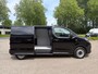 Peugeot e-Expert L2 75 kWh 136pk | 8 jaar garantie | 0% financial lease | NAVI | Apple Carplay | Android Auto | Parkeersensoren voor- en achter | Achteruitrijcamera | Dode hoek detectie | Mistlampen | Licht- en regensensor | Automatische verlichting | Digital cockpit | Tussenwand comfort met raam | Houten afwerking laadruimte | LED laadruimteverlichting | Reservewiel | van €48.119 voor €36.950 ex. BTW rijklaar