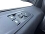Peugeot e-Expert L2 75 kWh 136pk | 8 jaar garantie | 0% financial lease | NAVI | Apple Carplay | Android Auto | Parkeersensoren voor- en achter | Achteruitrijcamera | Dode hoek detectie | Mistlampen | Licht- en regensensor | Automatische verlichting | Digital cockpit | Tussenwand comfort met raam | Houten afwerking laadruimte | LED laadruimteverlichting | Reservewiel | van €48.119 voor €36.950 ex. BTW rijklaar
