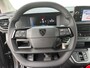 Peugeot e-Expert L2 75 kWh 136pk | 8 jaar garantie | 0% financial lease | NAVI | Apple Carplay | Android Auto | Parkeersensoren voor- en achter | Achteruitrijcamera | Dode hoek detectie | Mistlampen | Licht- en regensensor | Automatische verlichting | Digital cockpit | Tussenwand comfort met raam | Houten afwerking laadruimte | LED laadruimteverlichting | Reservewiel | van €48.119 voor €36.950 ex. BTW rijklaar
