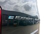 Peugeot e-Expert L2 75 kWh 136pk | 8 jaar garantie | 0% financial lease | NAVI | Apple Carplay | Android Auto | Parkeersensoren voor- en achter | Achteruitrijcamera | Dode hoek detectie | Mistlampen | Licht- en regensensor | Automatische verlichting | Digital cockpit | Tussenwand comfort met raam | Houten afwerking laadruimte | LED laadruimteverlichting | Reservewiel | van €48.119 voor €36.950 ex. BTW rijklaar