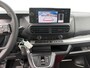 Peugeot e-Expert L2 75 kWh 136pk | 8 jaar garantie | 0% financial lease | NAVI | Apple Carplay | Android Auto | Parkeersensoren voor- en achter | Achteruitrijcamera | Dode hoek detectie | Mistlampen | Licht- en regensensor | Automatische verlichting | Digital cockpit | Tussenwand comfort met raam | Houten afwerking laadruimte | LED laadruimteverlichting | Reservewiel | van €48.119 voor €36.950 ex. BTW rijklaar