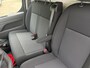 Peugeot e-Expert L2 75 kWh 136pk | 8 jaar garantie | 0% financial lease | NAVI | Apple Carplay | Android Auto | Parkeersensoren voor- en achter | Achteruitrijcamera | Dode hoek detectie | Mistlampen | Licht- en regensensor | Automatische verlichting | Digital cockpit | Tussenwand comfort met raam | Houten afwerking laadruimte | LED laadruimteverlichting | Reservewiel | van €48.119 voor €36.950 ex. BTW rijklaar
