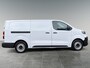 Peugeot e-Expert L3 75 kWh 136pk | 8 jaar garantie | 0% financial lease | Houten afwerking laadruimte | LED laadruimteverlichting | NAVI | Multimedia | Apple Carplay | Android Auto | Achteruitrijcamera | Parkeersensoren voor en achter | Dode hoek detectie | Digitale cockpit | Stuurwielbediening | Tussenwand comfort met raam | Bestuurdersstoel comfort | Bank voorpassagiers | Mistlampen | Licht- en regensensor | Reservewiel | van €48.469 voor €37.195 ex. BTW rijklaar