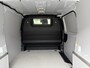 Peugeot e-Expert L3 75 kWh 136pk | 8 jaar garantie | 0% financial lease | Houten afwerking laadruimte | LED laadruimteverlichting | NAVI | Multimedia | Apple Carplay | Android Auto | Achteruitrijcamera | Parkeersensoren voor en achter | Dode hoek detectie | Digitale cockpit | Stuurwielbediening | Tussenwand comfort met raam | Bestuurdersstoel comfort | Bank voorpassagiers | Mistlampen | Licht- en regensensor | Reservewiel | van €48.469 voor €37.195 ex. BTW rijklaar
