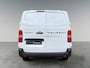 Peugeot e-Expert L3 75 kWh 136pk | 8 jaar garantie | 0% financial lease | Houten afwerking laadruimte | LED laadruimteverlichting | NAVI | Multimedia | Apple Carplay | Android Auto | Achteruitrijcamera | Parkeersensoren voor en achter | Dode hoek detectie | Digitale cockpit | Stuurwielbediening | Tussenwand comfort met raam | Bestuurdersstoel comfort | Bank voorpassagiers | Mistlampen | Licht- en regensensor | Reservewiel | van €48.469 voor €37.195 ex. BTW rijklaar