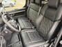 Peugeot e-Expert L3 75 kWh 136pk | 8 jaar garantie | STX SPORT | Lederen bekleding STX | STX Pakket | Dakspoiler | Sideskirts | 18 inch zwarte velgen | City NAVI Pakket | Comfort Pakket | Exterieur Pakket | Full ECO LED verlichting | Winter Pakket | Dubbele schuifdeur | Houten afwerking laadruimte | Scheidingswand comfort met raam | Reservewiel | van €54.919 voor €42.995 ex. BTW rijklaar